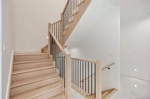 15 Northbrook Rd, Spring Valley, NY 10977 - Photo 16