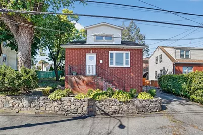 23 Mansion Avenue, Yonkers, NY 10704 - Photo 2