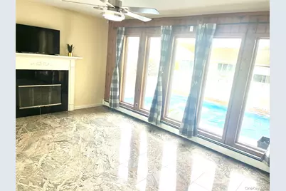 17 Hawthorne Street, Deer Park, NY 11729 - Photo 12