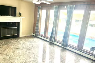 17 Hawthorne St, Deer Park, NY 11729 - Photo 12