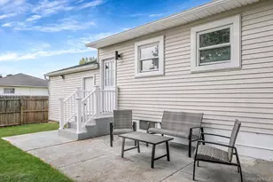 120 Manhattan Ave, West Babylon, NY 11704 - Photo 8