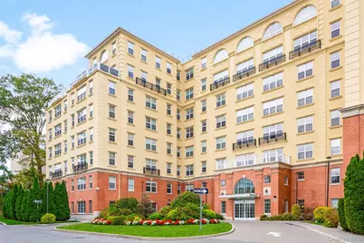 10 Byron Place #204, Larchmont, NY 10538 - Photo 4
