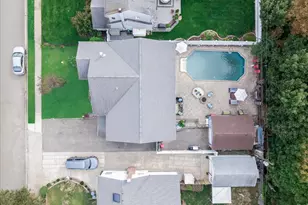 80 Fairview Ave, East Meadow, NY 11554 - Photo 4