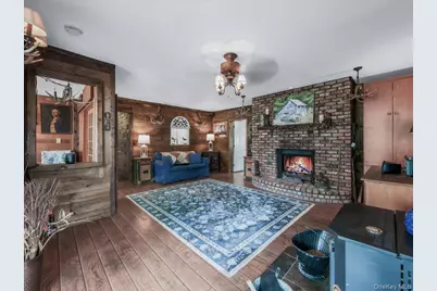 80 Fairview Avenue, East Meadow, NY 11554 - Photo 10