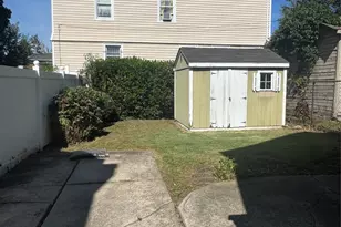 169-17 116th Ave, Jamaica, NY 11434 - Photo 18