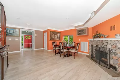 28 Riverside Avenue, Amityville, NY 11701 - Photo 10