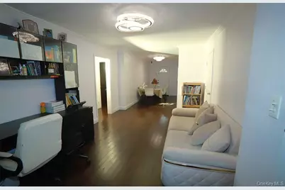 71-38 147th Street #27A, Kew Gardens, NY 11367 - Photo 4