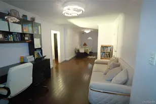 71-38 147th St, Kew Gardens, NY 11367 - Photo 4