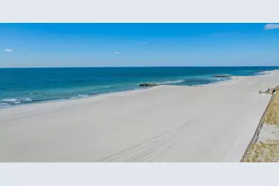 580 E Pine Street, Long Beach, NY 11561 - Photo 32