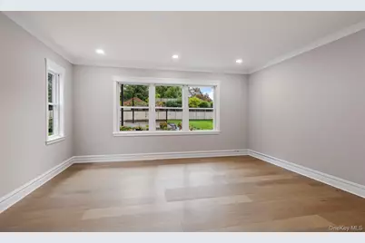 80 Washington Boulevard, Commack, NY 11725 - Photo 18