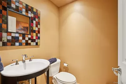 103 Rivendell Court, Melville, NY 11747 - Photo 32