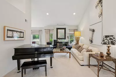 103 Rivendell Court, Melville, NY 11747 - Photo 6