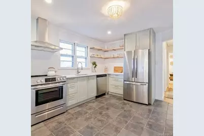 1 Dogwood, Sag Harbor, NY 11963 - Photo 4