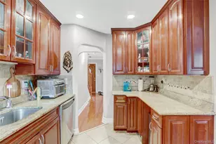 83-44 247th St, Bellerose, NY 11426 - Photo 10