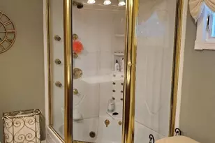 176 Avondale Dr, Centereach, NY 11720 - Photo 18