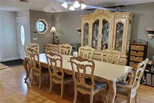 176 Avondale Dr, Centereach, NY 11720 - Photo 8