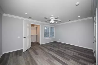 138 Overlook Drive #138, Farmingville, NY 11738 - Photo 14