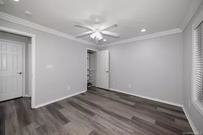 138 Overlook Drive #138, Farmingville, NY 11738 - Photo 12