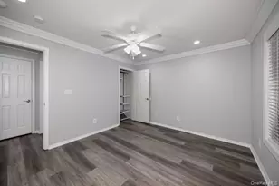 138 Overlook Dr, Farmingville, NY 11738 - Photo 12