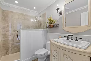 10 Hollise Ct, Centerport, NY 11721 - Photo 18