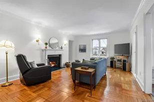 910 Stuart Ave, Mamaroneck, NY 10543 - Photo 16