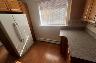 2 Granada Crescent, White Plains, NY 10603 - Photo 20