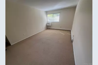 2 Granada Crescent #8, White Plains, NY 10603 - Photo 38