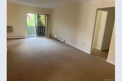 2 Granada Crescent #8, White Plains, NY 10603 - Photo 26