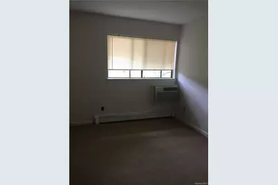 2 Granada Crescent #8, White Plains, NY 10603 - Photo 32