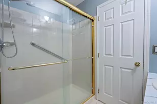 10 Gettysburg Dr, Port Jefferson Station, NY 11776 - Photo 16