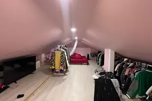 137-07 68th Dr, Flushing, NY 11367 - Photo 16