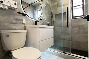 137-07 68th Dr, Flushing, NY 11367 - Photo 6