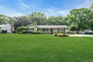 68 Churchill Ln, Smithtown, NY 11787 - Photo 2