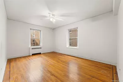 601 Pelham Parkway North #305, Bronx, NY 10467 - Photo 10