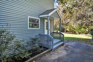 2 Christine Ln, Manorville, NY 11949 - Photo 20