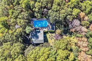 2 Christine Ln, Manorville, NY 11949 - Photo 4