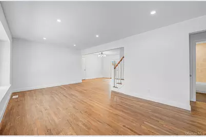 18 Oakdale Place, Massapequa Park, NY 11762 - Photo 18