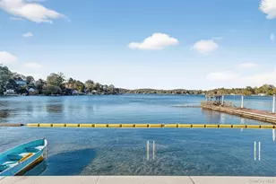 4 Marina Dr, Mahopac, NY 10541 - Photo 44