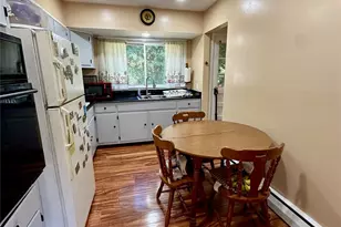 18 Cambridge Dr, Red Hook, NY 12571 - Photo 8