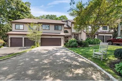 32 The Glen #32, Glen Head, NY 11545 - Photo 2