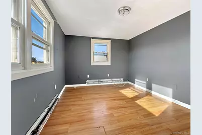 91 Elzey Avenue, Elmont, NY 11003 - Photo 10