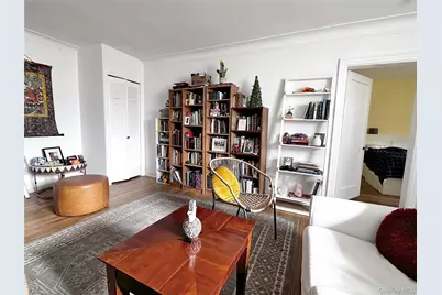 17 N Chatsworth Avenue #2DE, Larchmont, NY 10538 - Photo 2