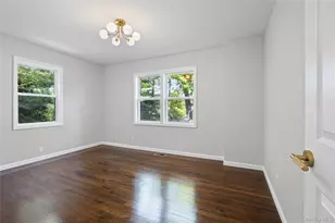 24 Laura Dr, Centereach, NY 11720 - Photo 10