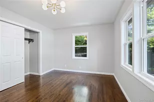 24 Laura Dr, Centereach, NY 11720 - Photo 8