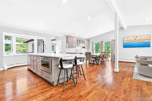 103 Robinhood Ln, West Nyack, NY 10994 - Photo 6