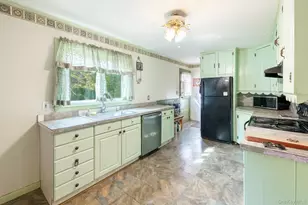 240 Stevers Crossing Rd, Hudson, NY 12534 - Photo 4