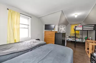 106 W Marshall St, Hempstead, NY 11550 - Photo 8