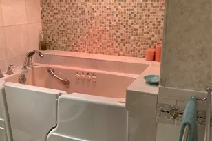 780 W Broadway, Long Beach, NY 11561 - Photo 18