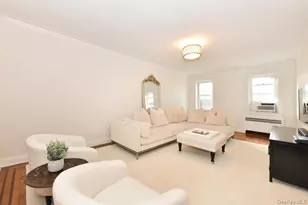 106 S Village Ave, Rockville Centre, NY 11572 - Photo 8