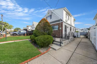 13437 157th Street, Jamaica, NY 11434 - Photo 2